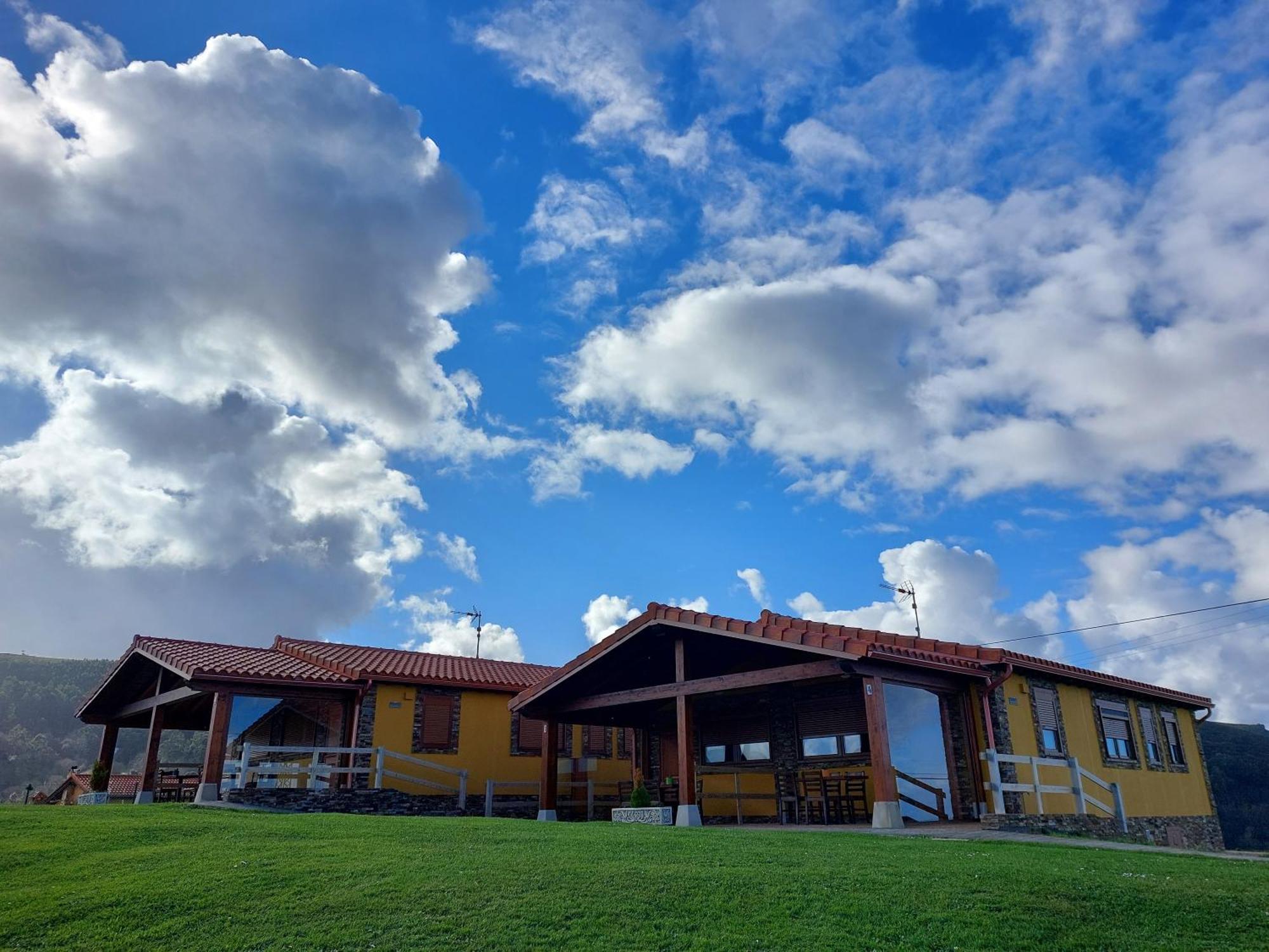 Apartamentos El Prau Ubiarco Exteriör bild